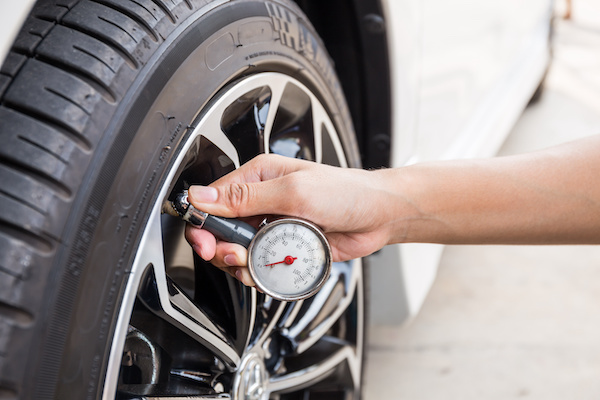 What Tools Do I Need to Check My Tire Pressure?